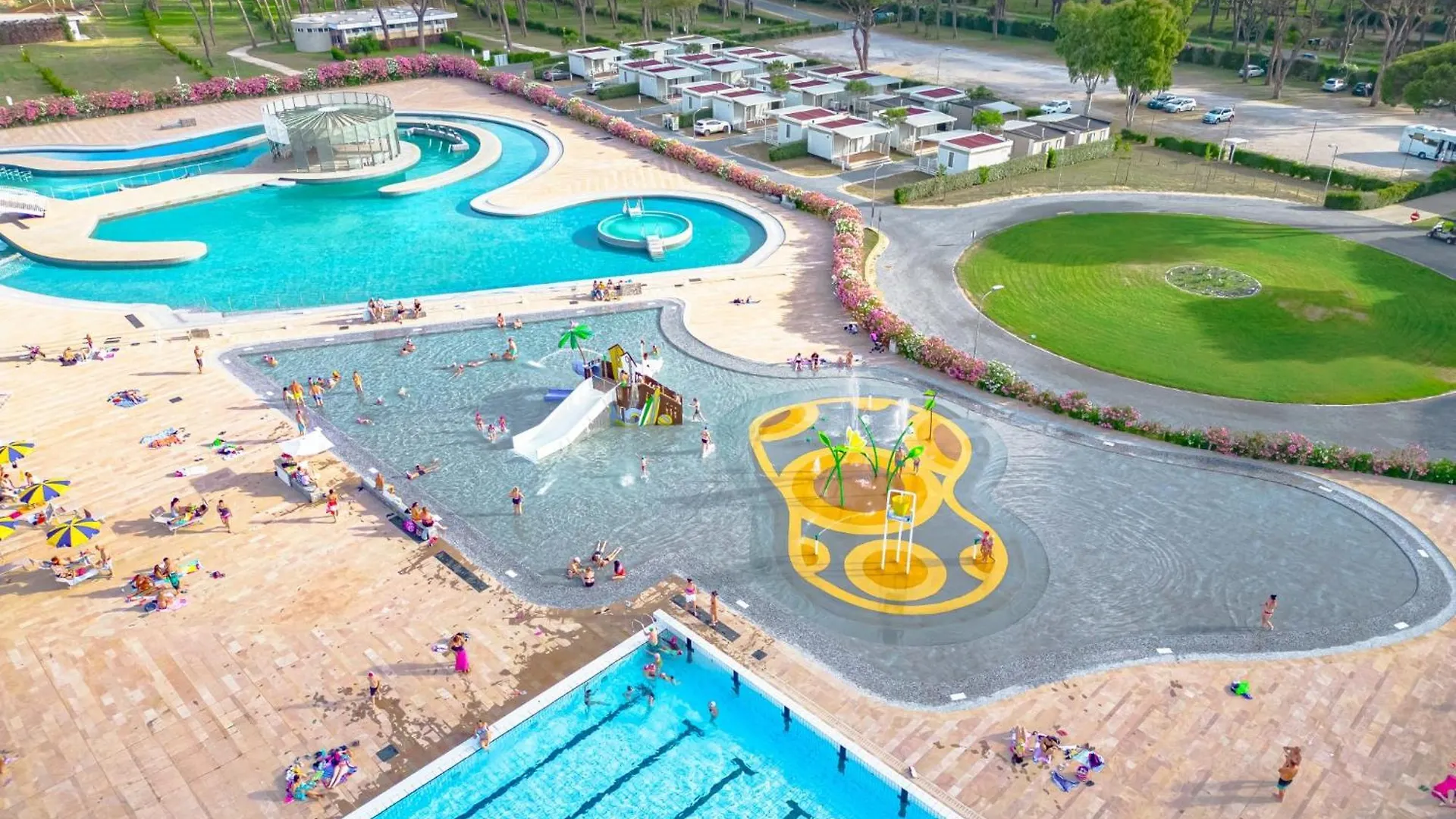 Tente de luxe Hotel Glamping Rome à Ostie