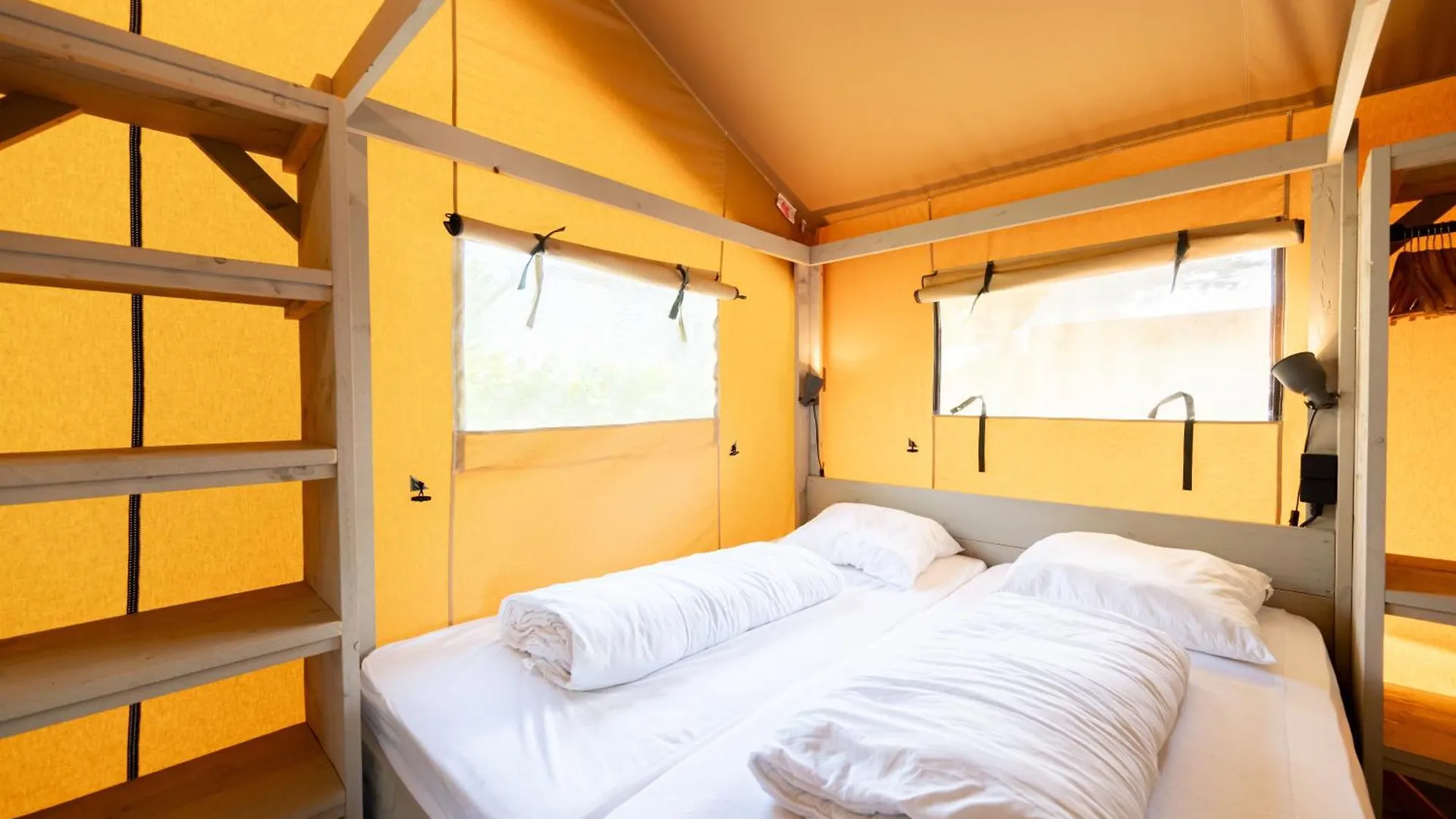Hotel Glamping Rome à Ostie Italie